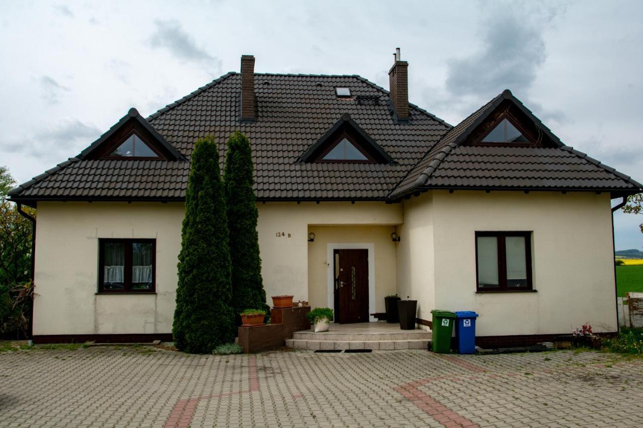 Apasjonata Apartment Swidnica  Luaran gambar